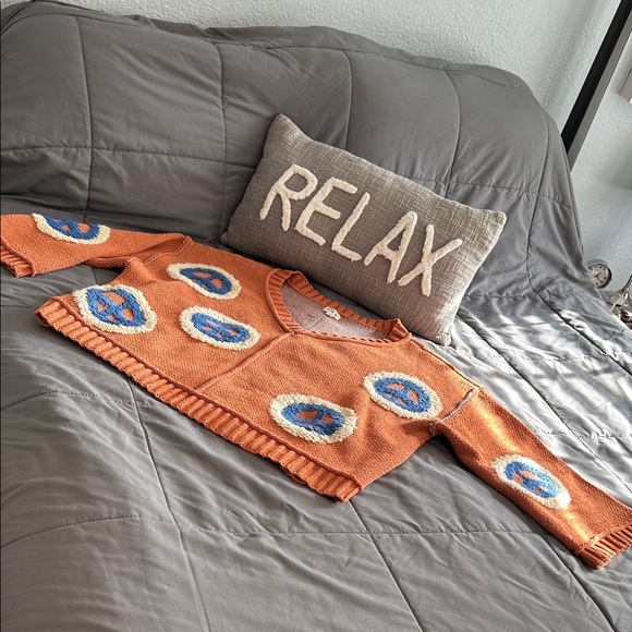 POL Orange Sweater Blue & White Peace Symbols S NEW Peaceful Vibes 3 Bird Nest - Picture 11 of 13